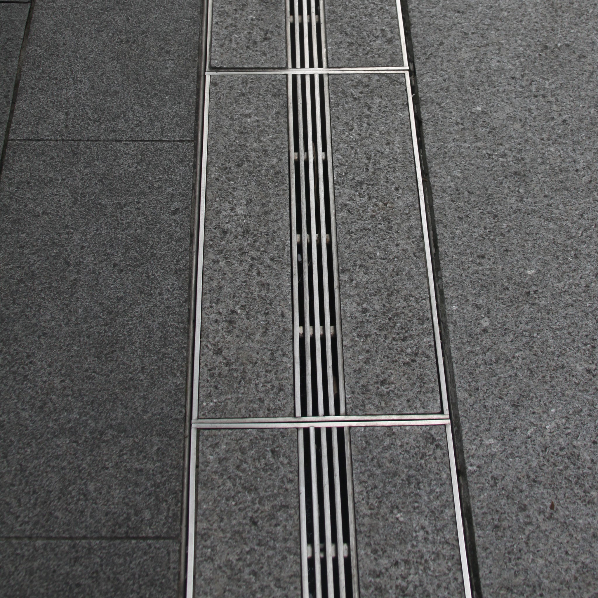 AG30 Bar Grille